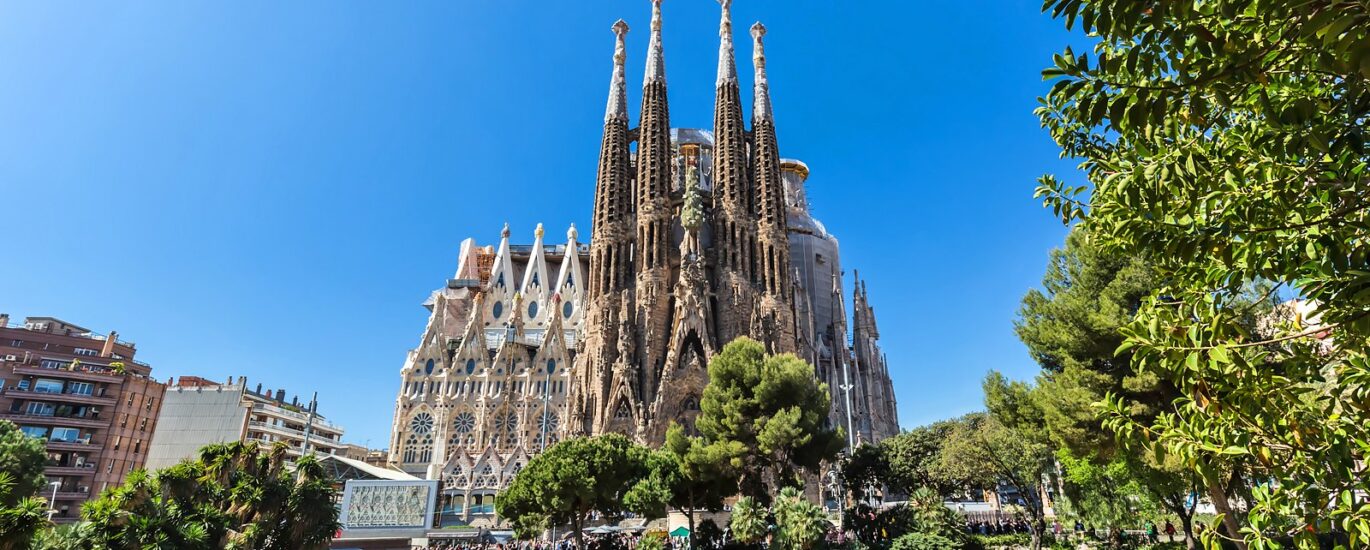 La Sagrada Família, virtual tour, span online tour, la sagrada familia vr