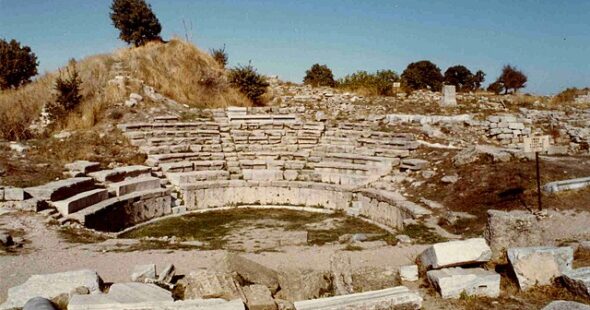 Amphitheatre_of_Troy